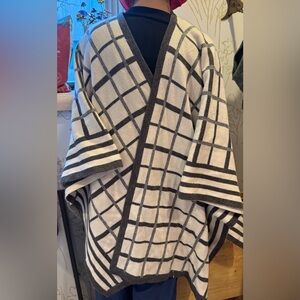 Cabi poncho shrug